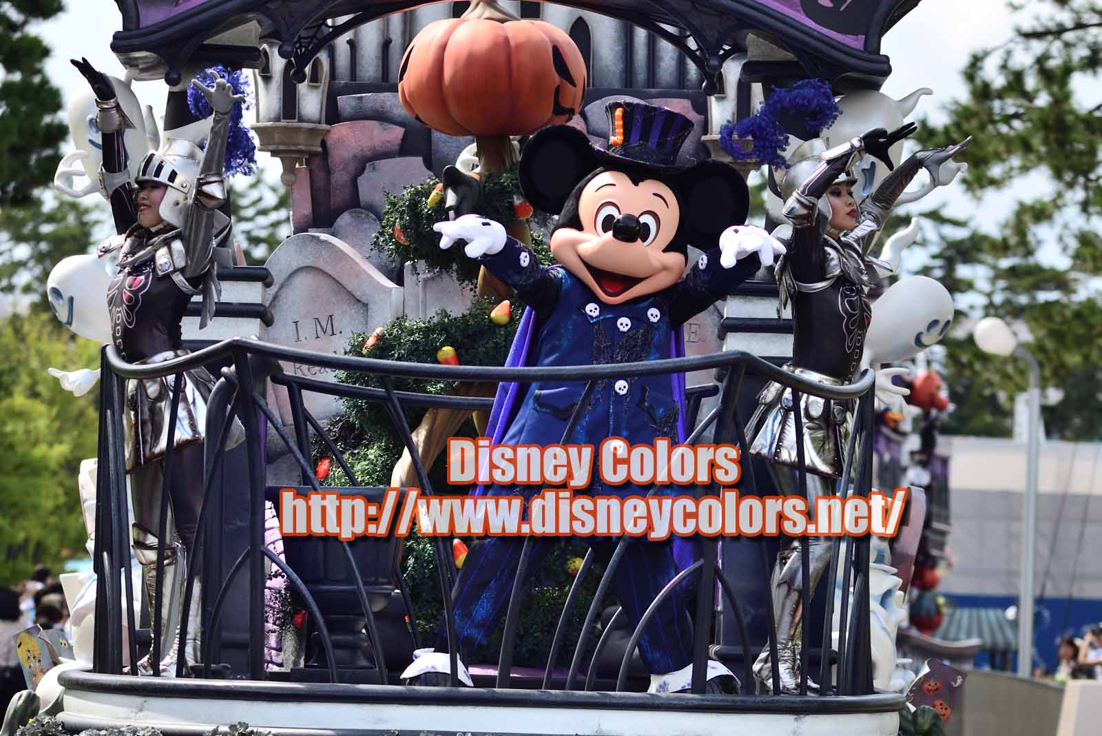 Tdl スプーキー Boo パレード18 フロート停止位置 鑑賞ガイド Disney Colors Event Guide